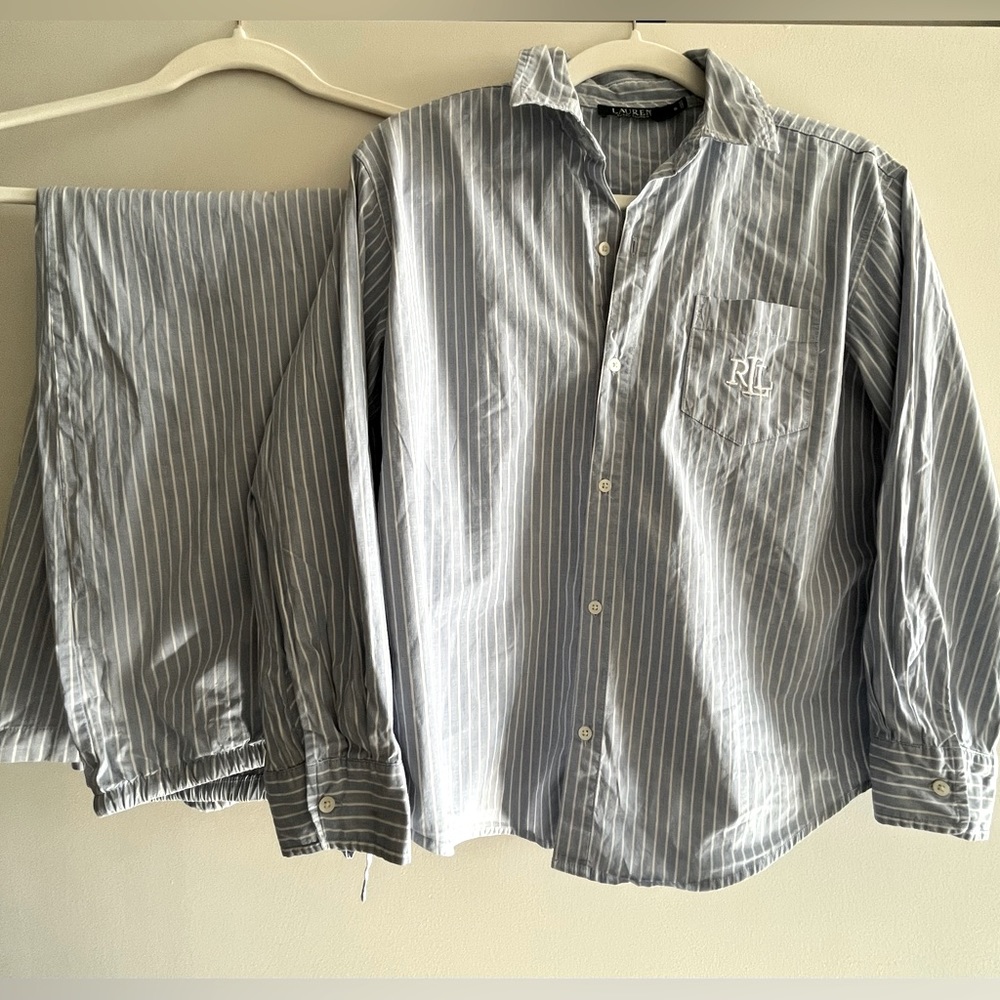 Women’s Ralph Lauren small blue and white striped pajama set.